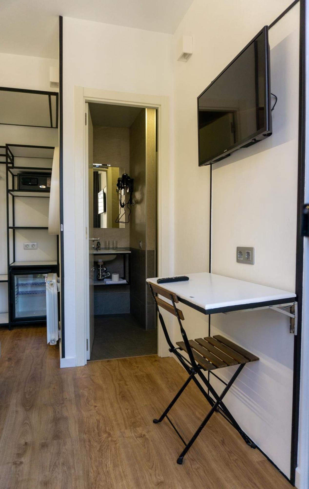 Guest house Fontanella House 2*